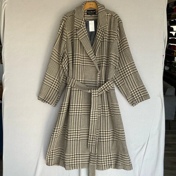 Jason Maxwell Black and Cream Women's Plus Long Coat with Tie Belt, size 3X - Picture 2 of 13